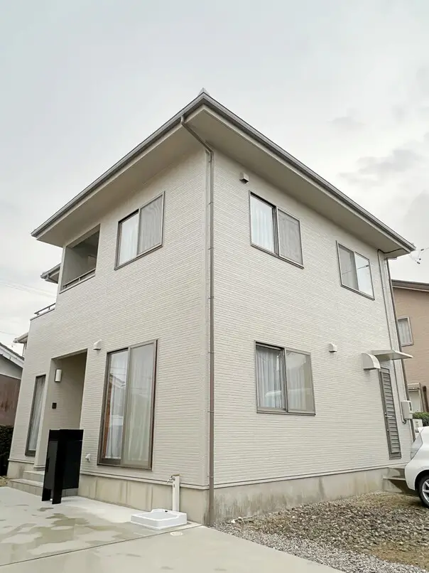 外壁、外構をリフォーム致しました。